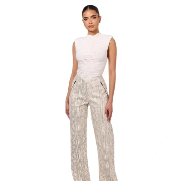 New Naked Wardrobe Snake V Waist Pant Faux Leather Size L - Picture 2 of 11